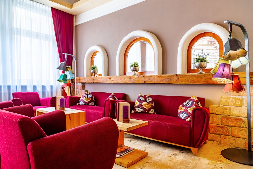 Hotel Latini 55/75