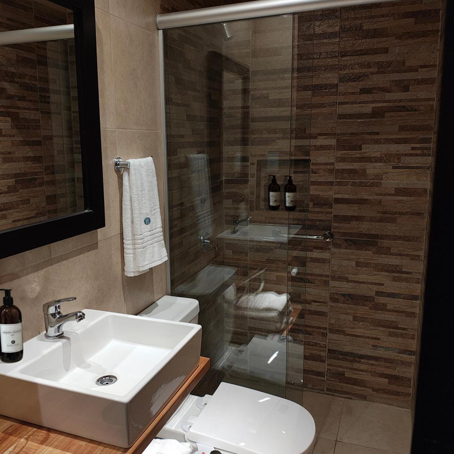 Hotel Pacifico 17/18