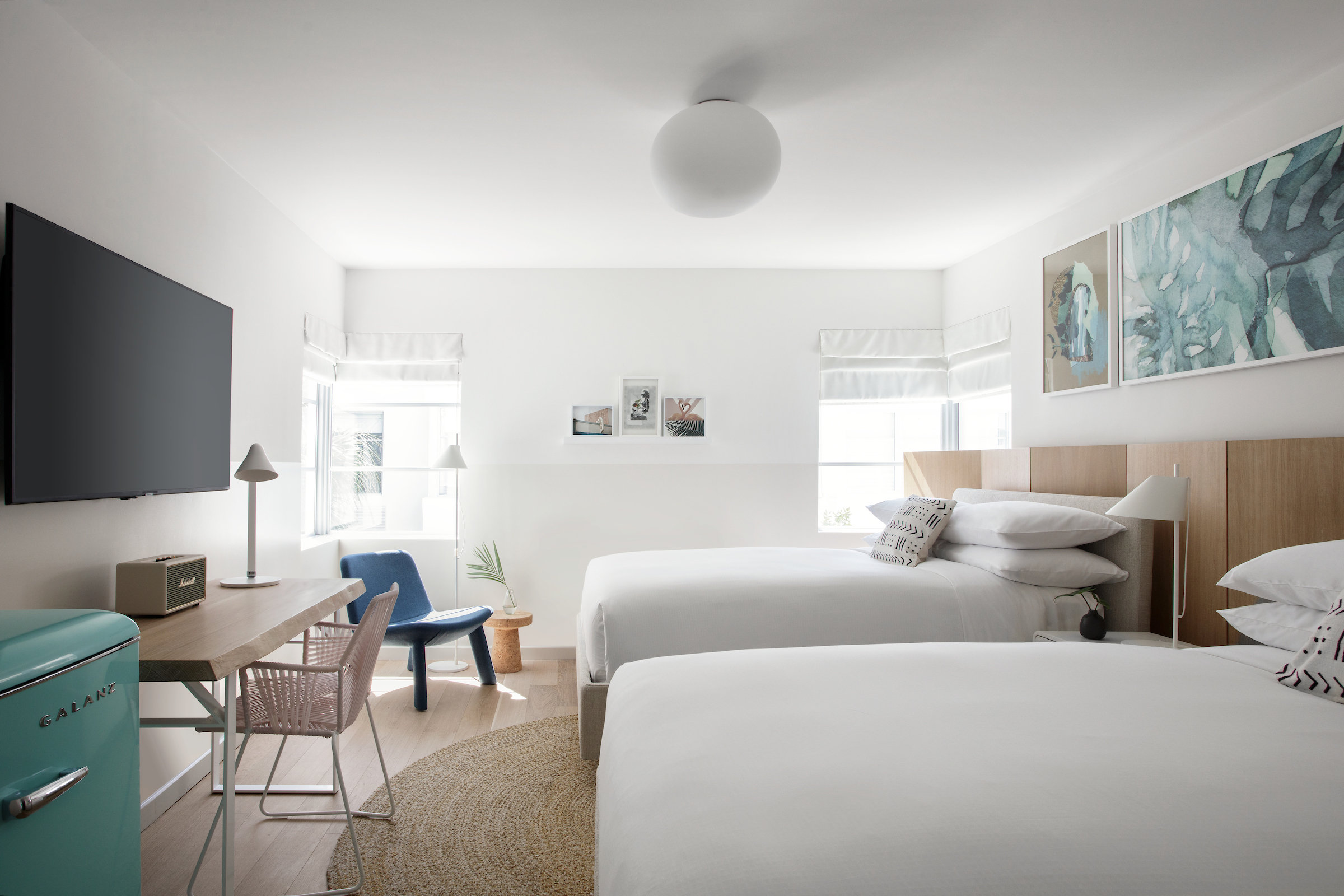 Essential, 2 Queen Beds