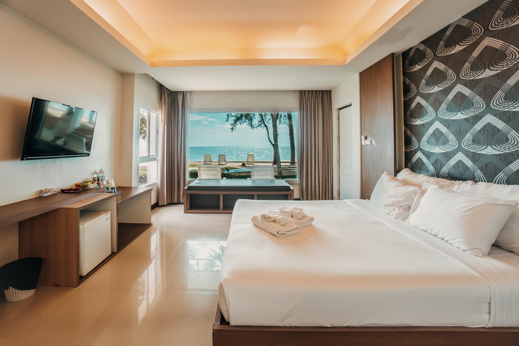Room, Beach Front