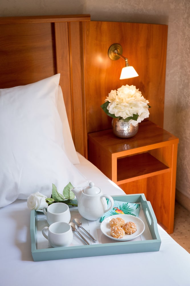 Elysees Opera Hotel 25/62
