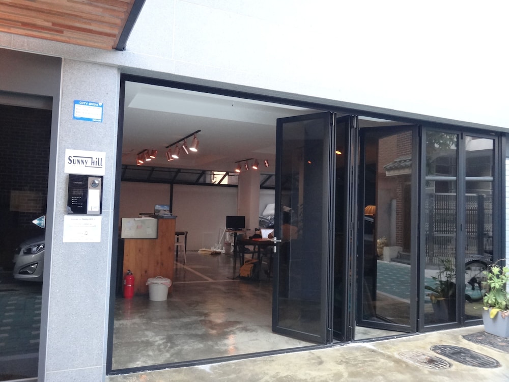 Sunny Hill Hostel Hongdae 5/50