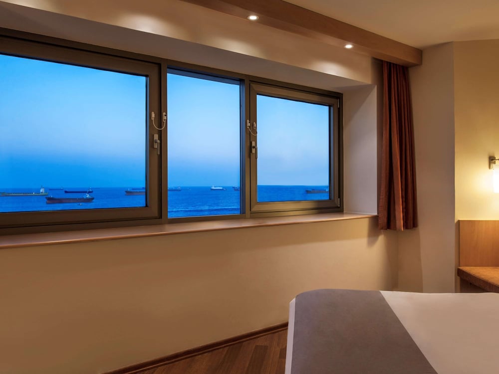 Ibis Istanbul Zeytinburnu 35/60