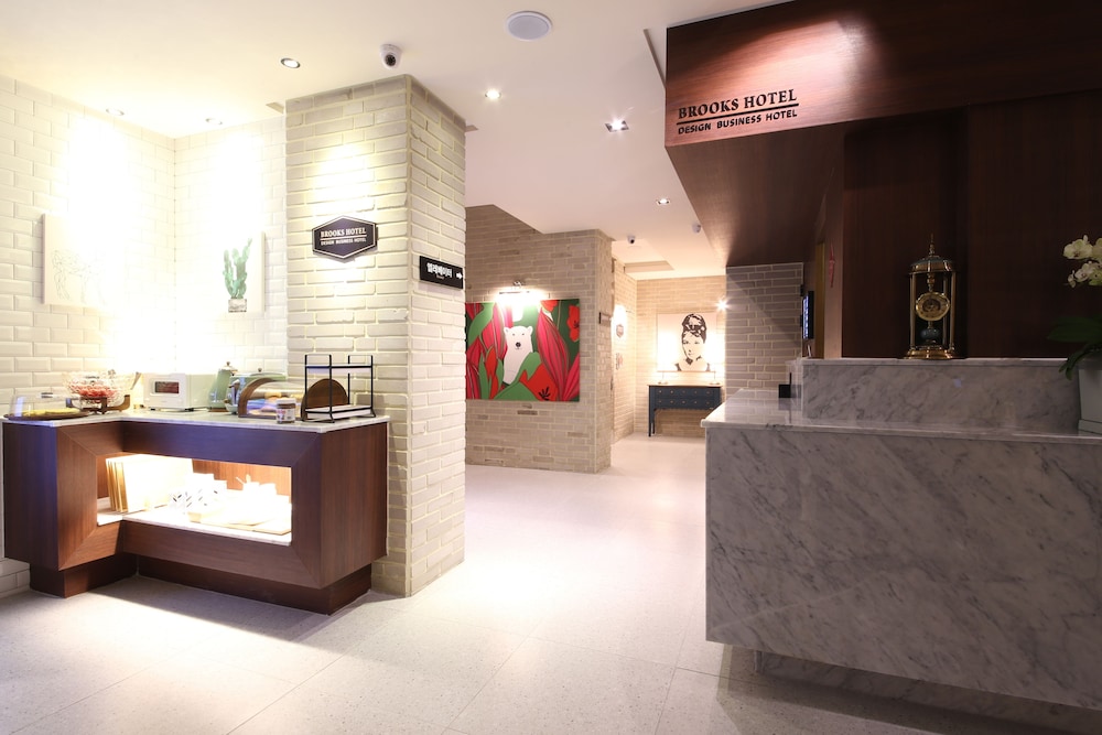 Brooks Hotel 11/50