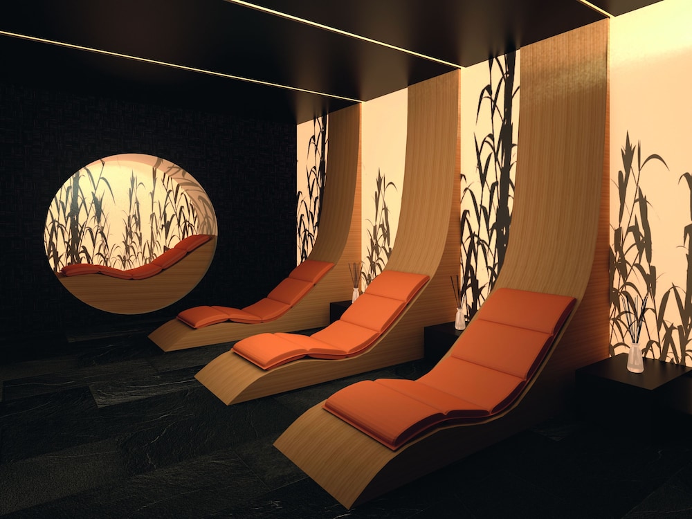 Movenpick Hotel du Lac Tunis 43/72