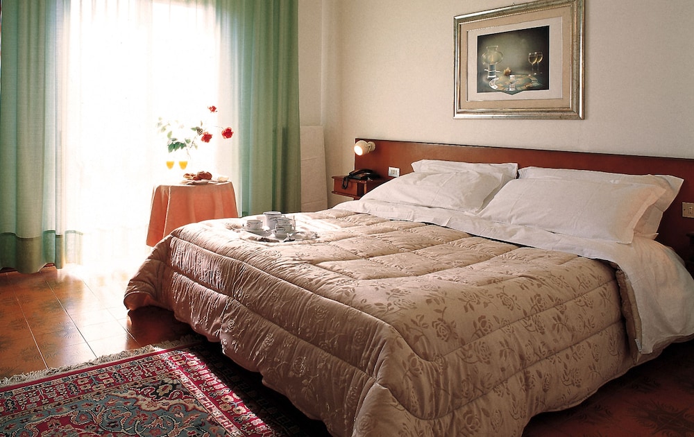 Albergo Boomerang 7/40