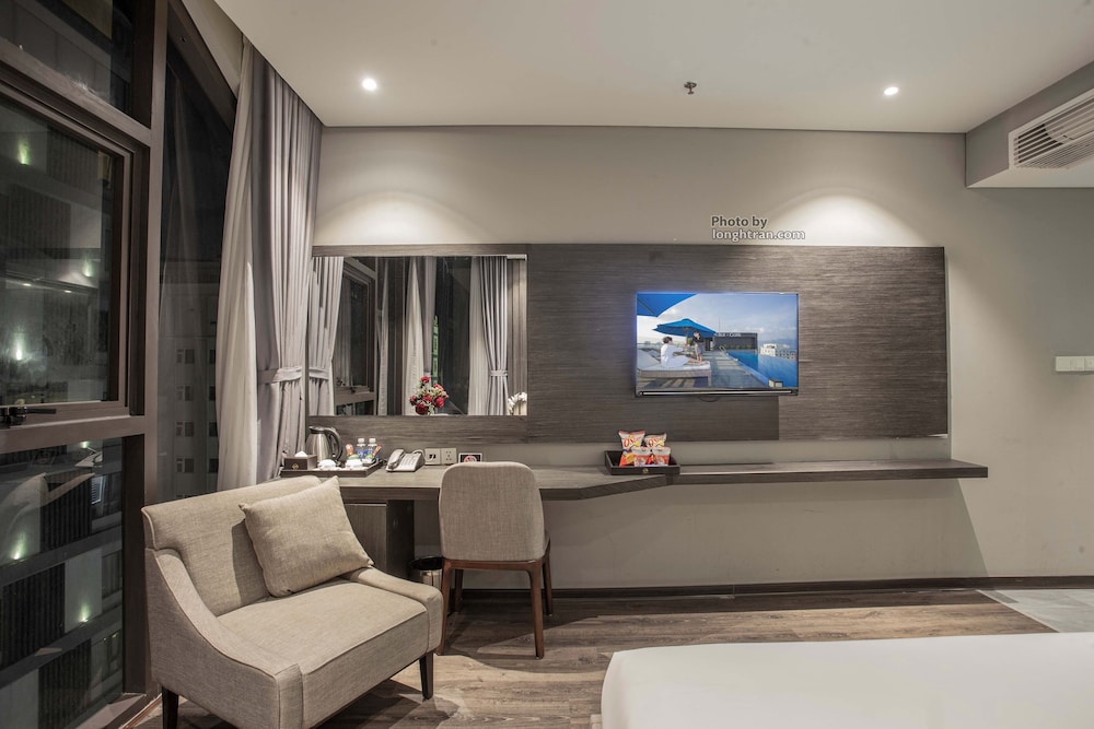 Grand Ocean Luxury Boutique 48/74