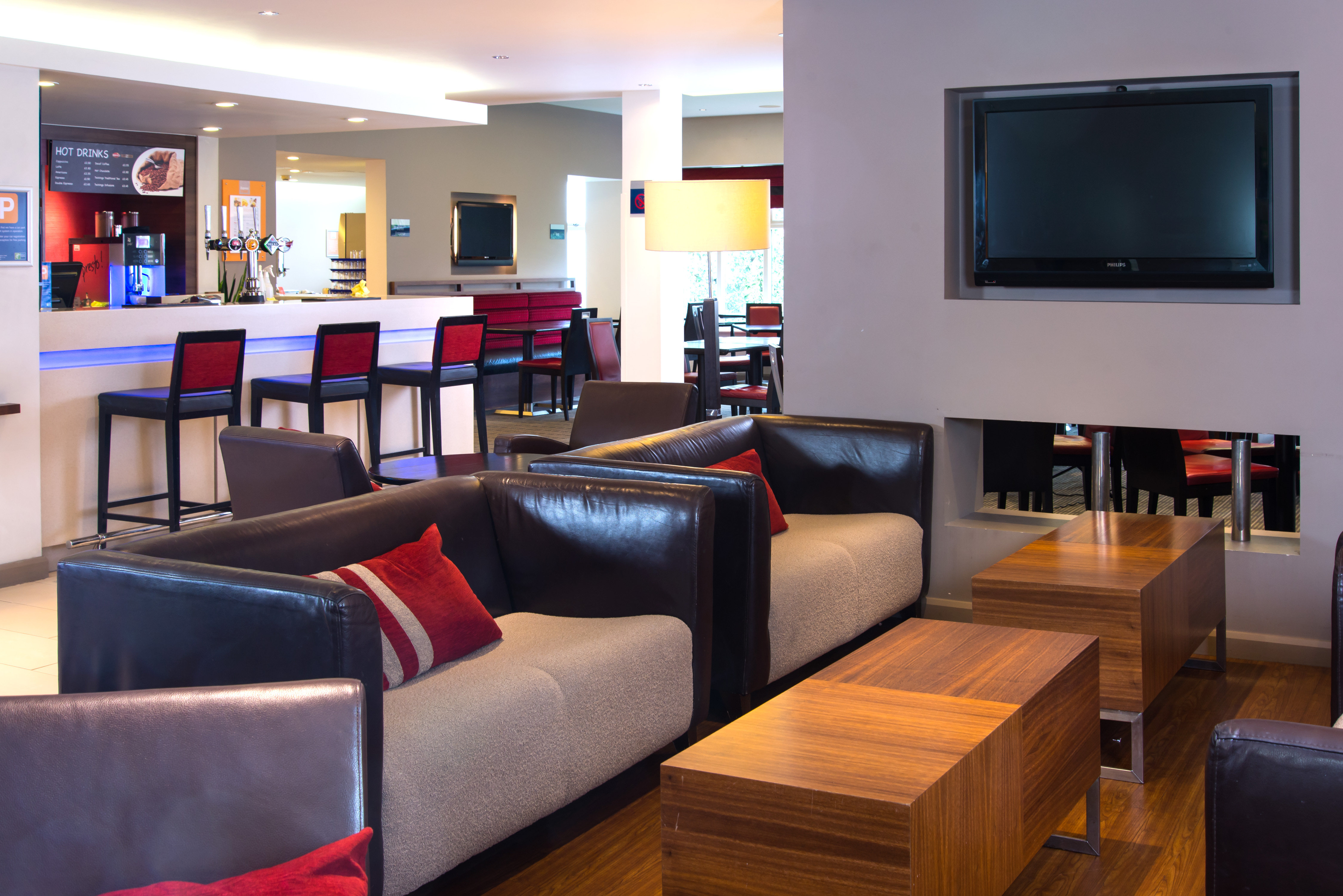 Holiday Inn Express Stoke On Trent 14/15