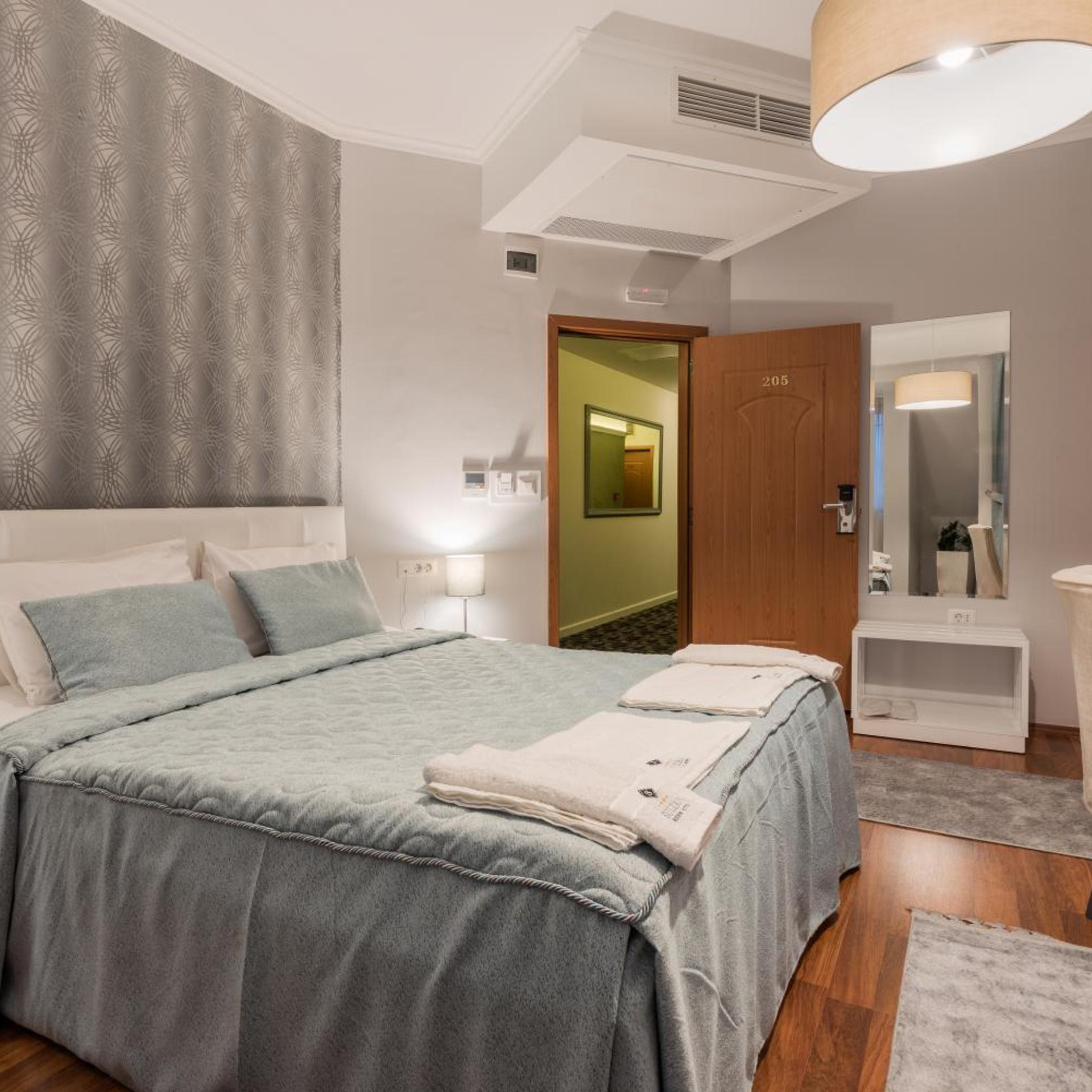 Sultan Modern Hotel 12/55