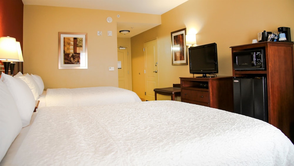 Hampton Inn Matamoras - Milford 17/49
