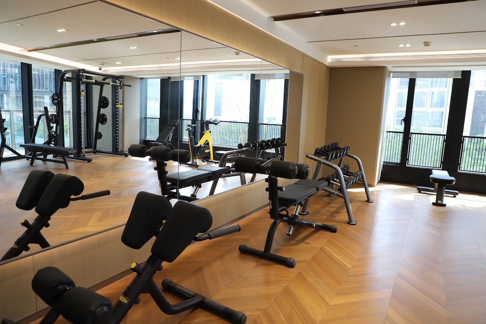 Qianhai Service Apartment 10/17