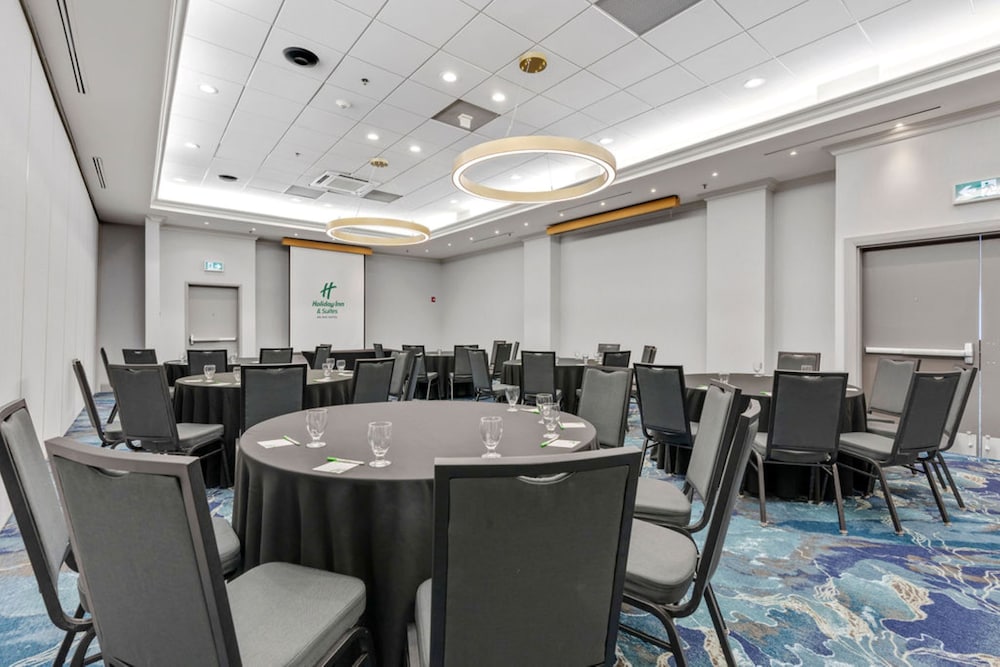 Holiday Inn Ottawa Kanata 34/46