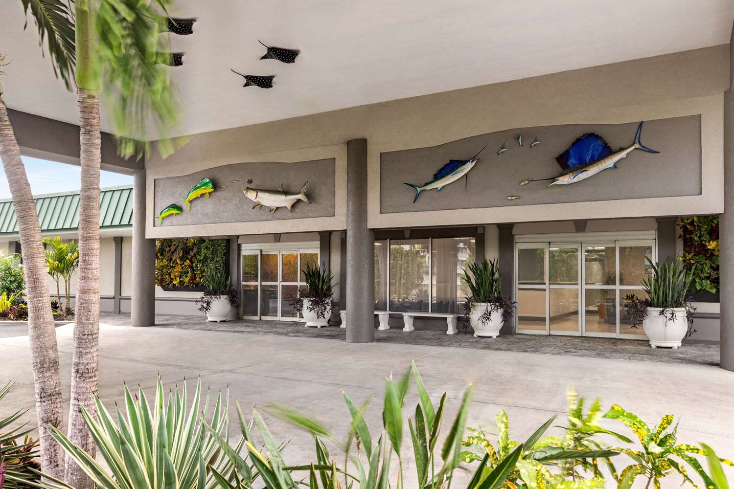 Ramada by Wyndham Sarasota Waterfront 4/71