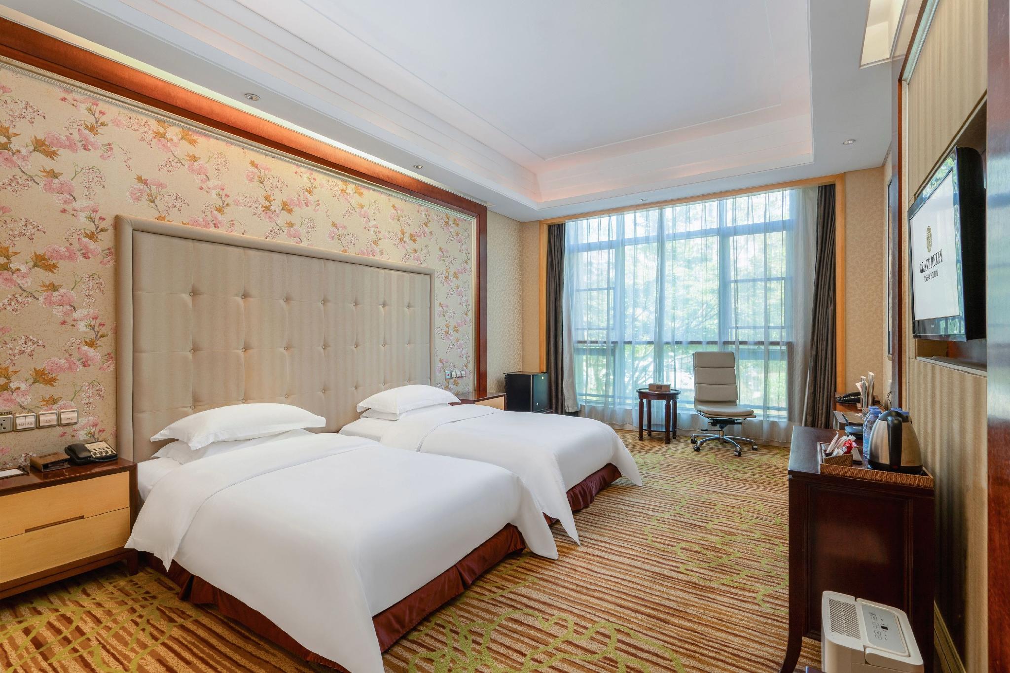 River & Holiday Grand Rezen Hotel YunYang 15/56