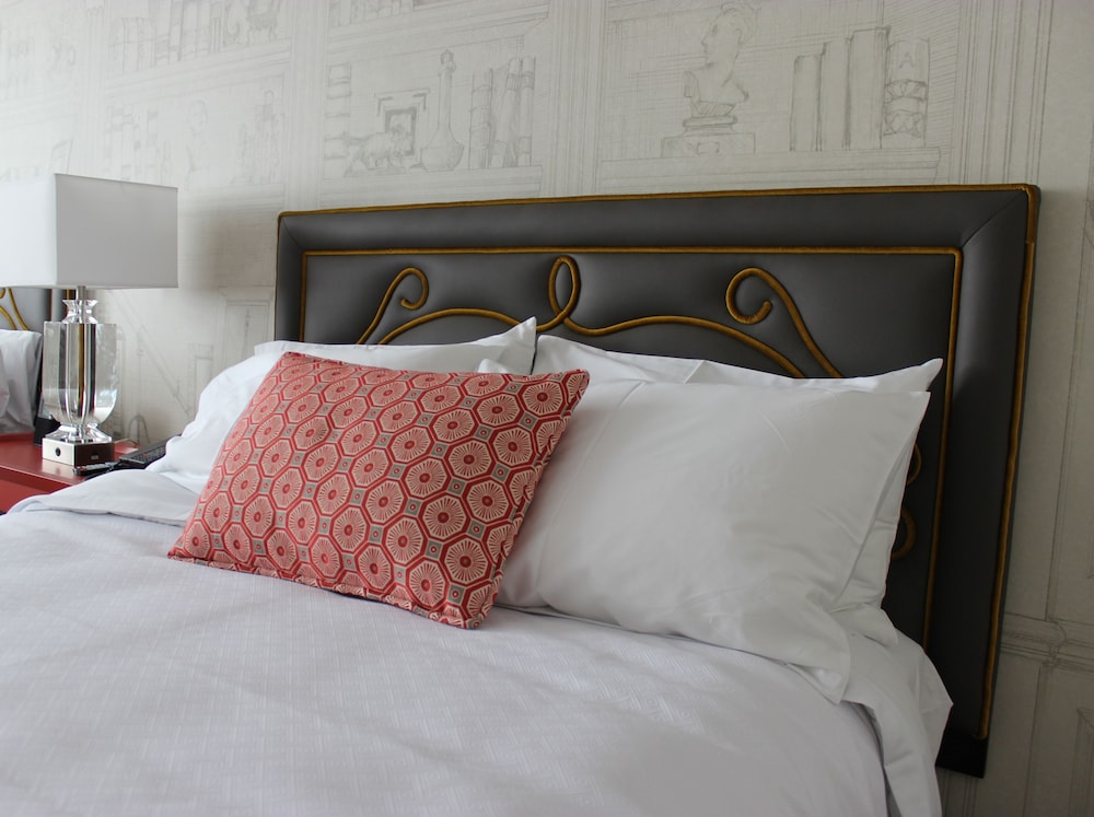 Hotel Indigo Baltimore Downtown 19/70