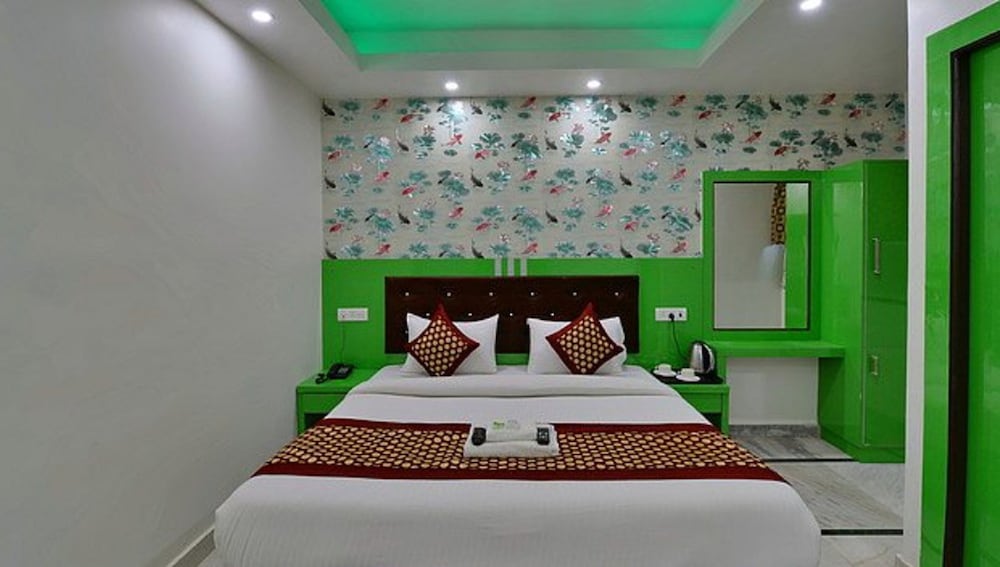 Hotel Noida International 18/50
