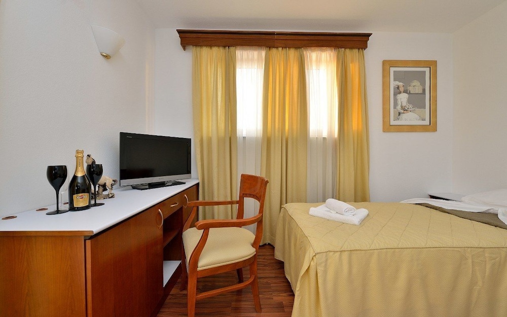 Hotel Zadar 25/54