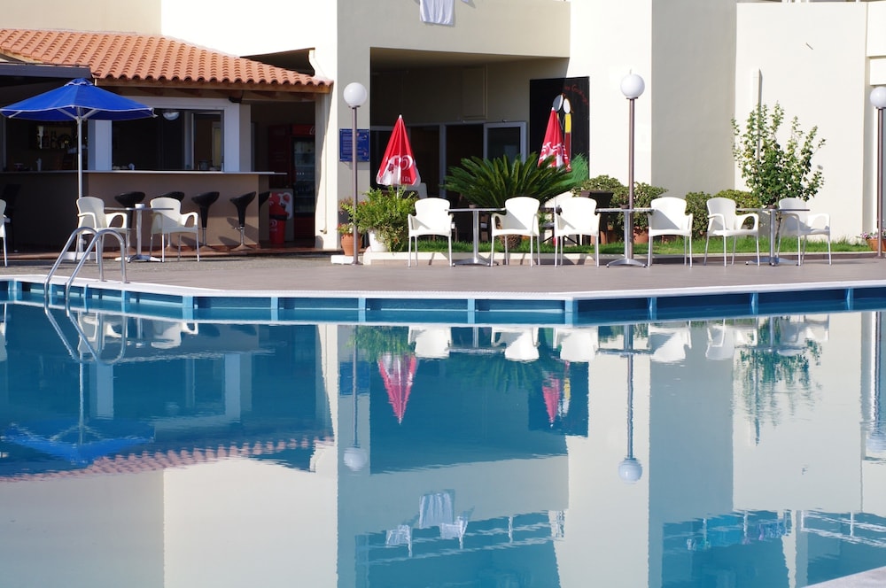 Eleftheria Hotel 6/42