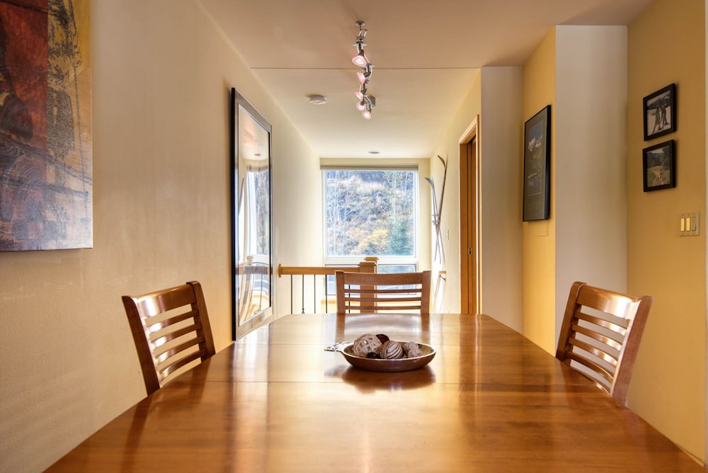 SIMBA RUN VAIL CONDOMINIUMS 34/73