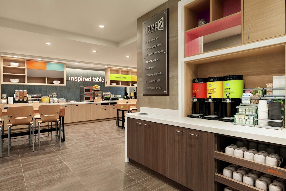 Home2 Suites by Hilton Silver Spring 36/46