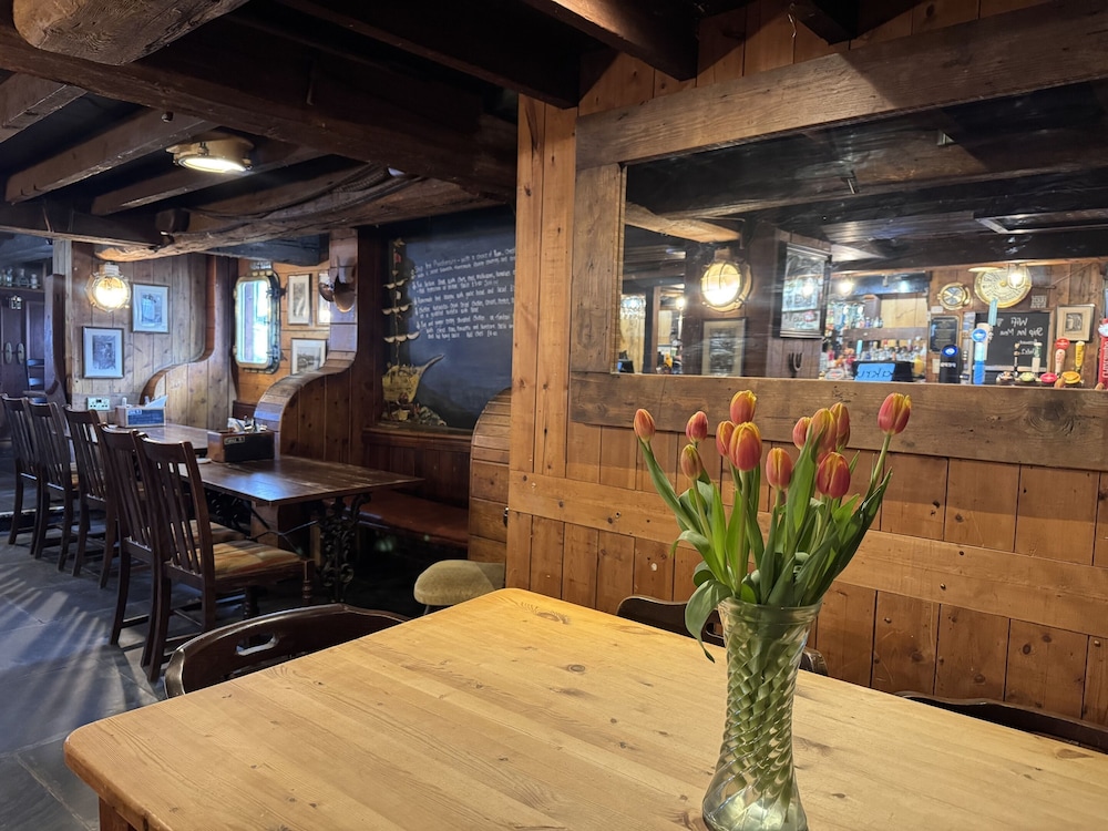 The Ship Inn 39/51