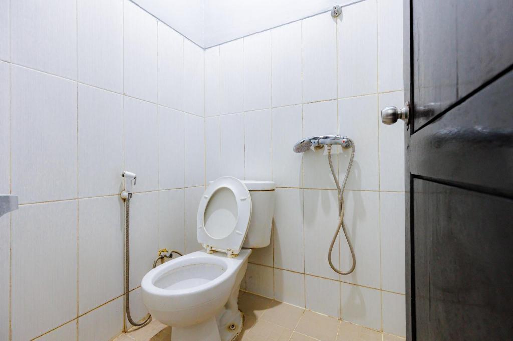 RedDoorz Plus near Malang Town Square 49/50