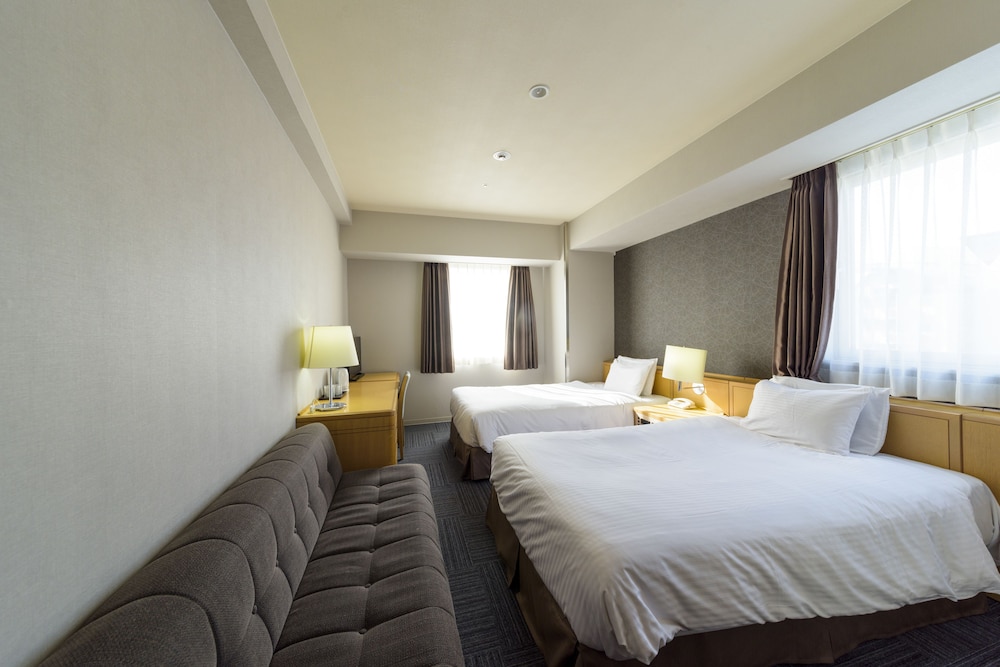 Surestay Plus Hotel By Best Western Shin-Osaka 21/45