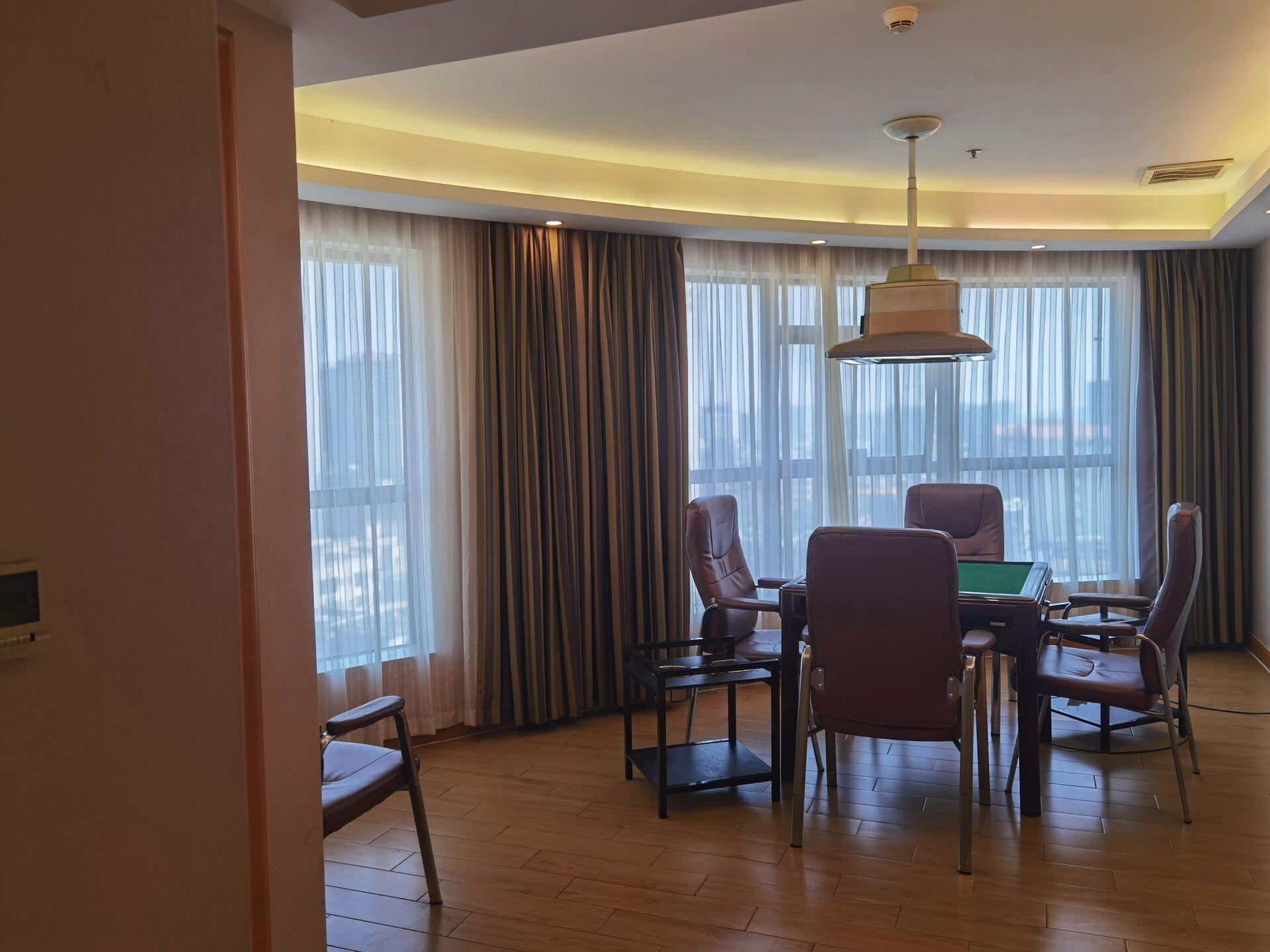 Vienna Hotel (Dongguan Dongkeng Wenge) 28/37