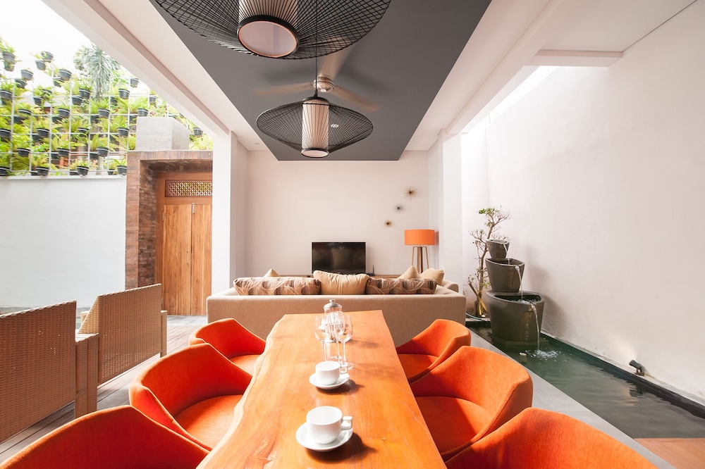 Apple Villa & Suite Seminyak 64/73