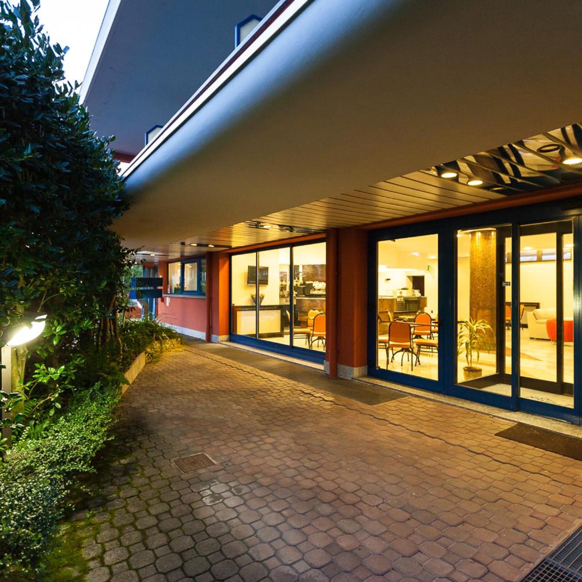 Blue Relais Maggiore 47/57