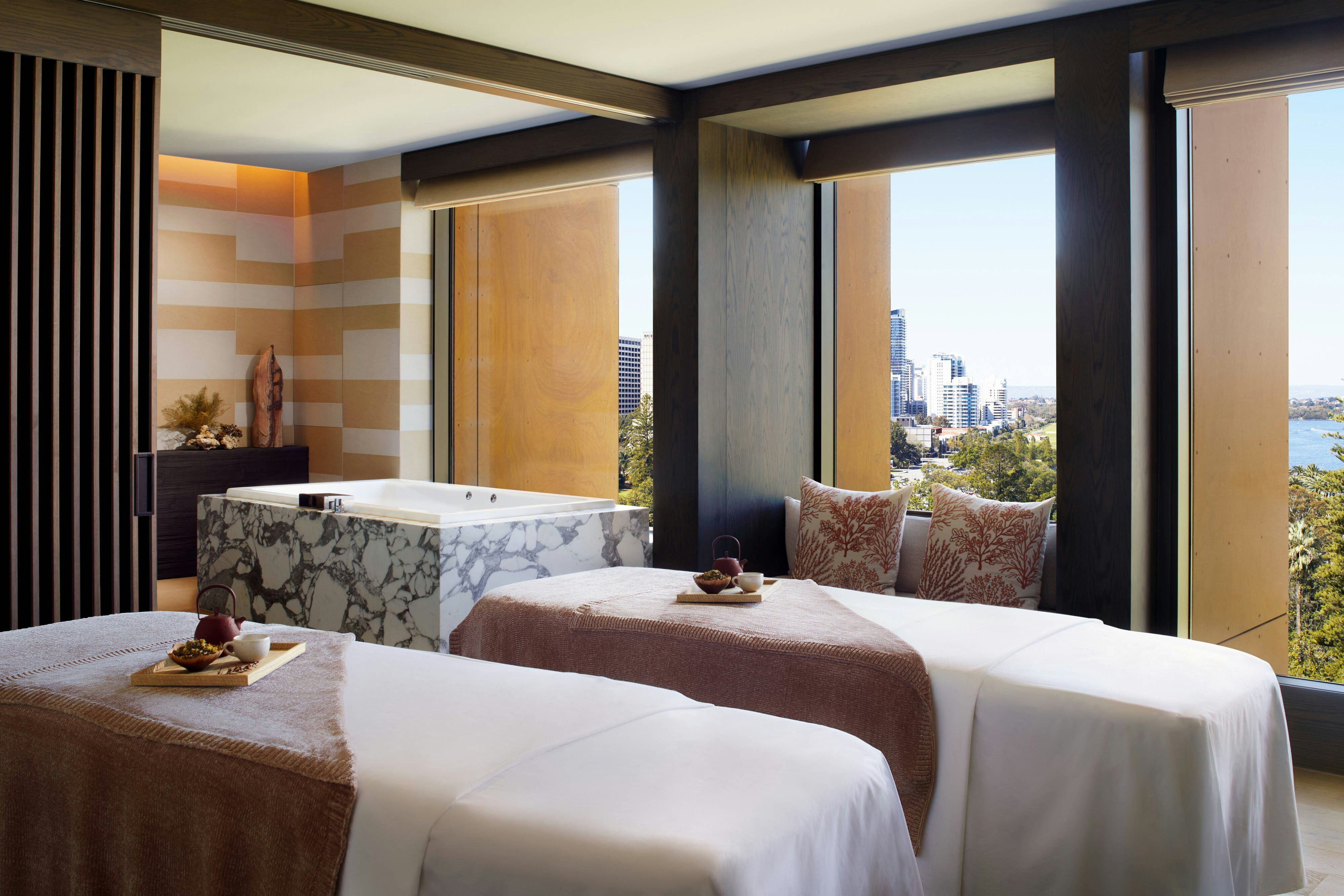 The Ritz-Carlton Perth 4/50
