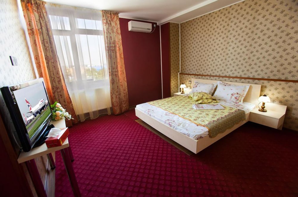 Hotel La Gil 12/50