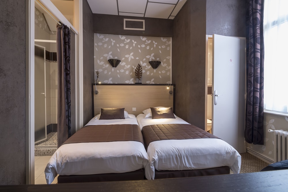 Hotel du Moulin d Or 17/50