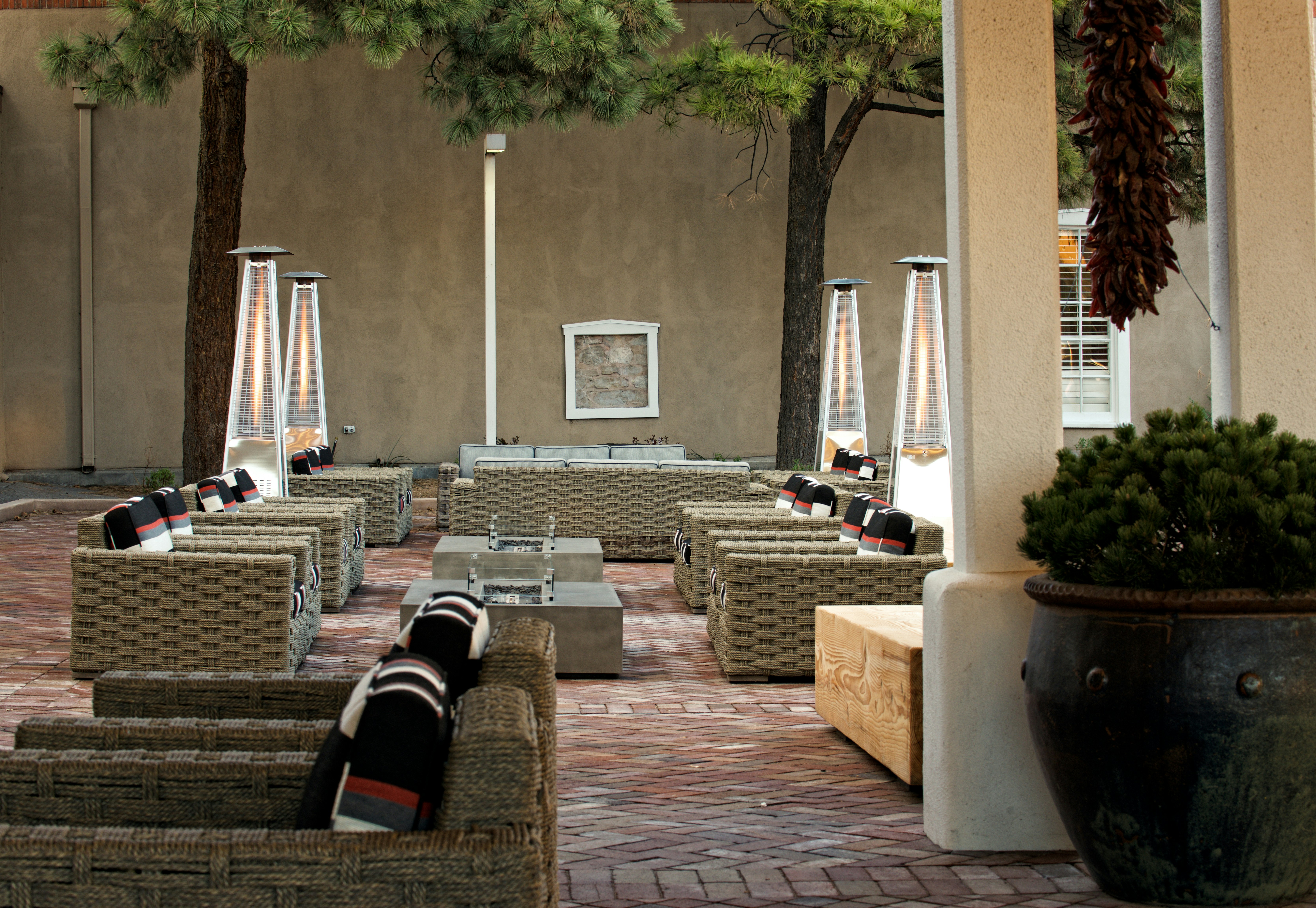 HILTON SANTA FE HISTORIC PLAZA 69/70