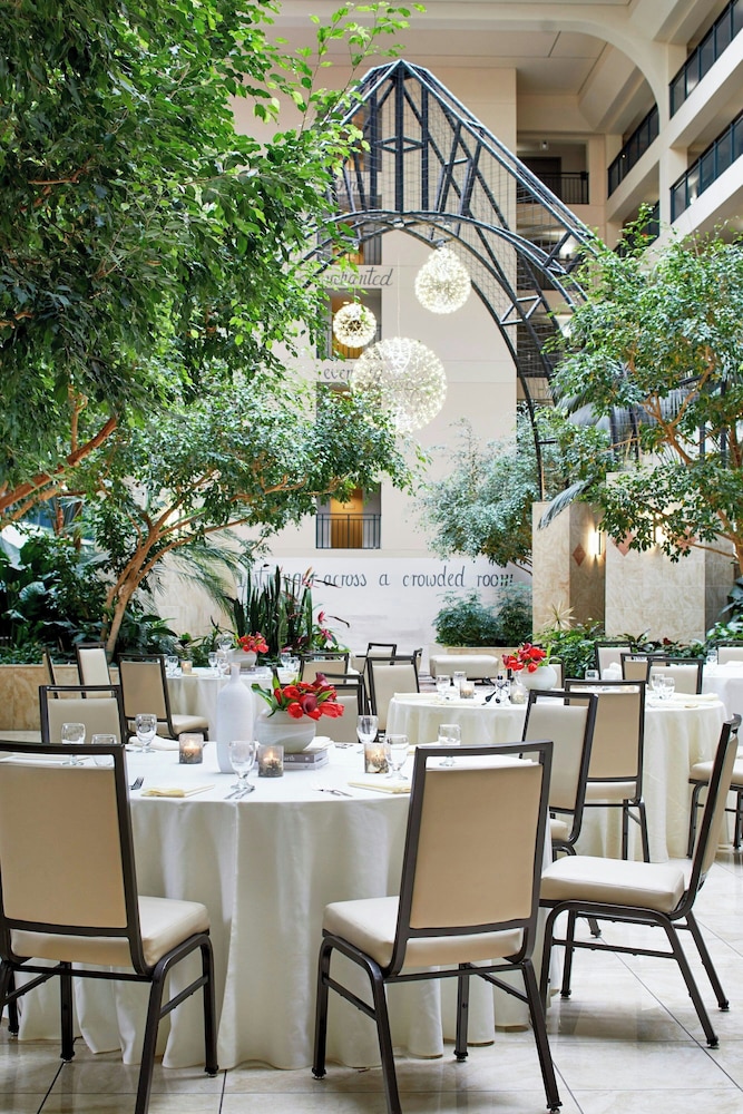Renaissance Chicago Glenview Suites Hotel 41/72