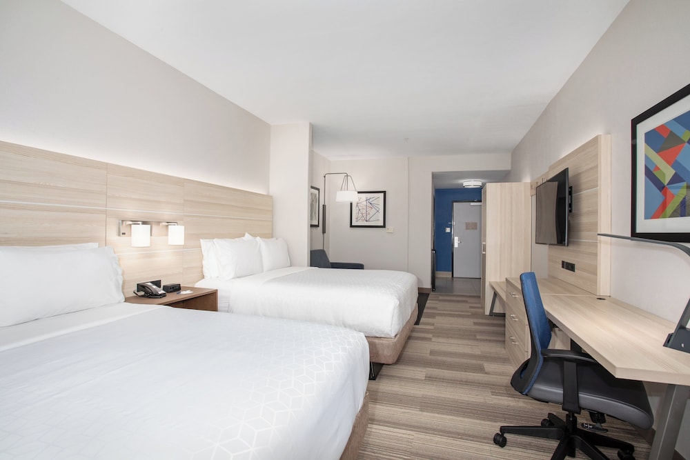 Suite, Twin Beds
