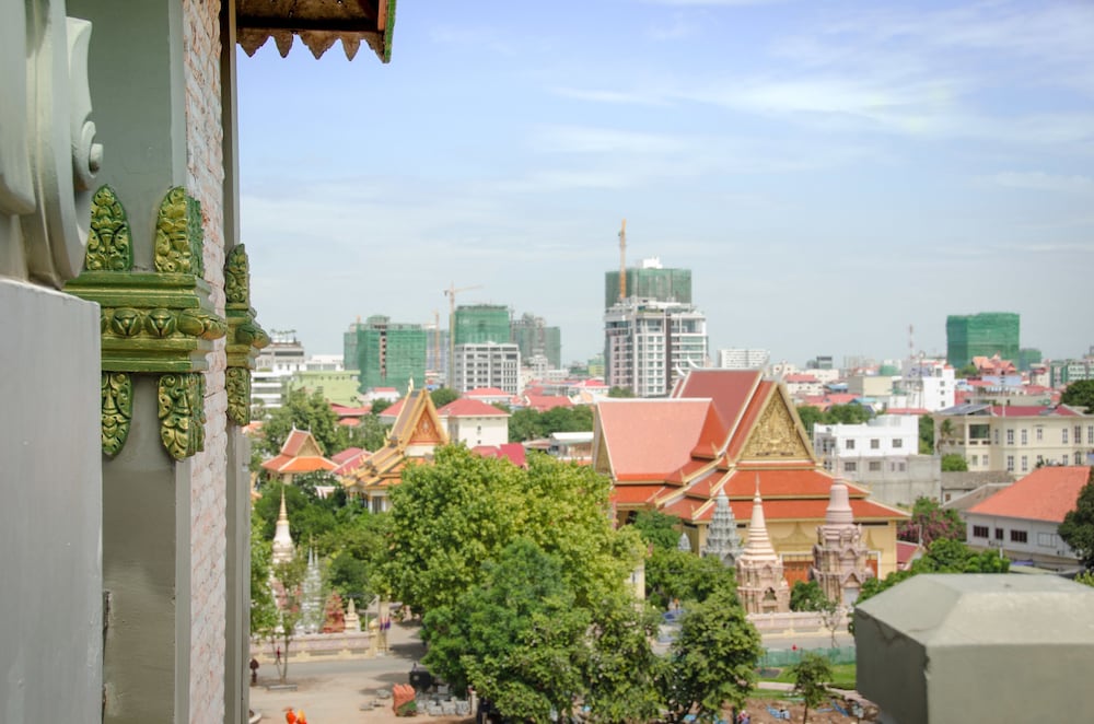 KING GRAND BOUTIQUE HOTEL 70/73