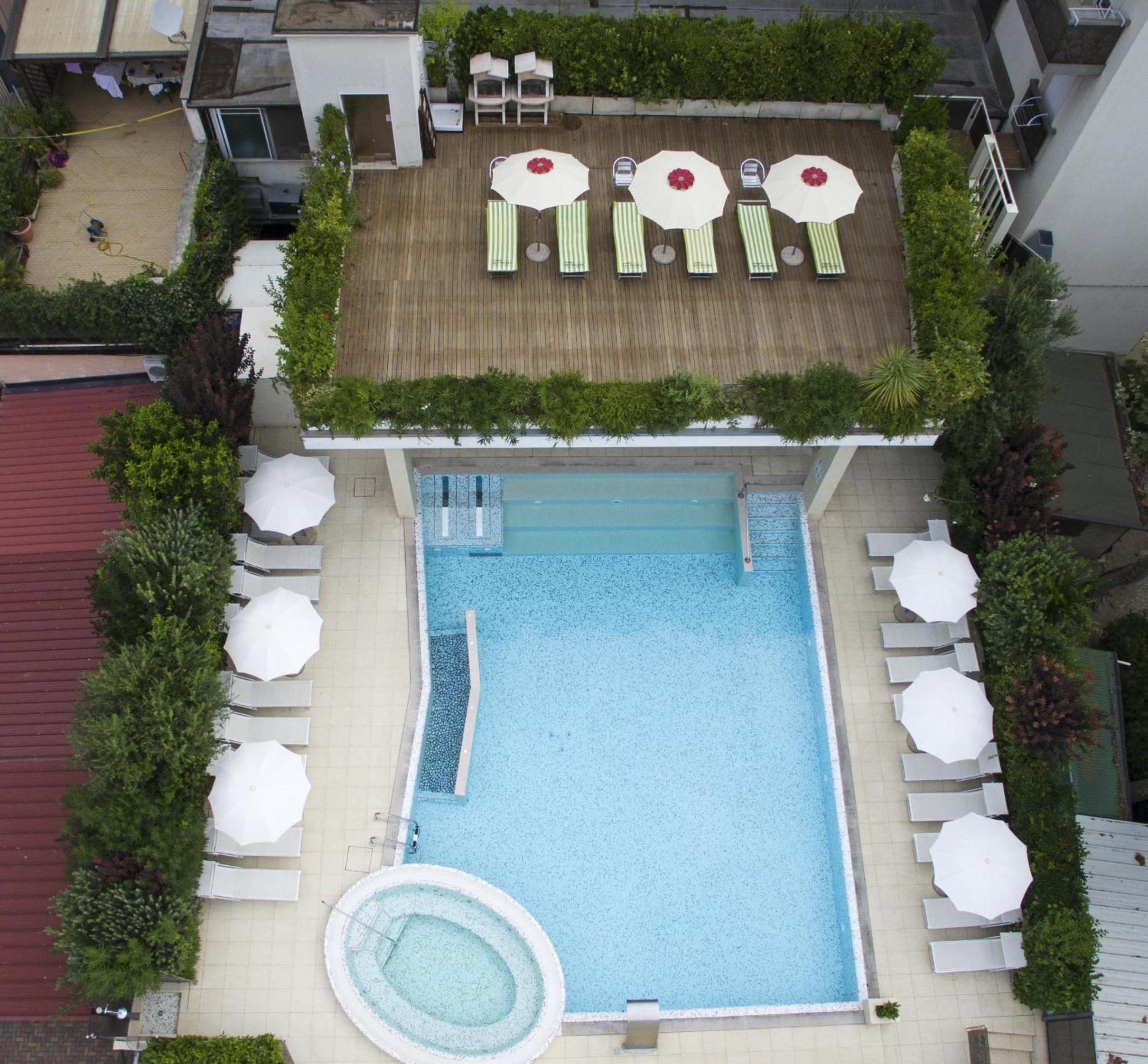 Hotel Byron Rimini 44/50