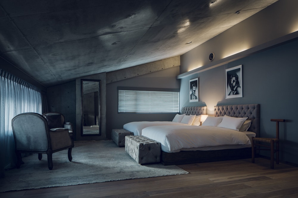 Node Hotel 13/50