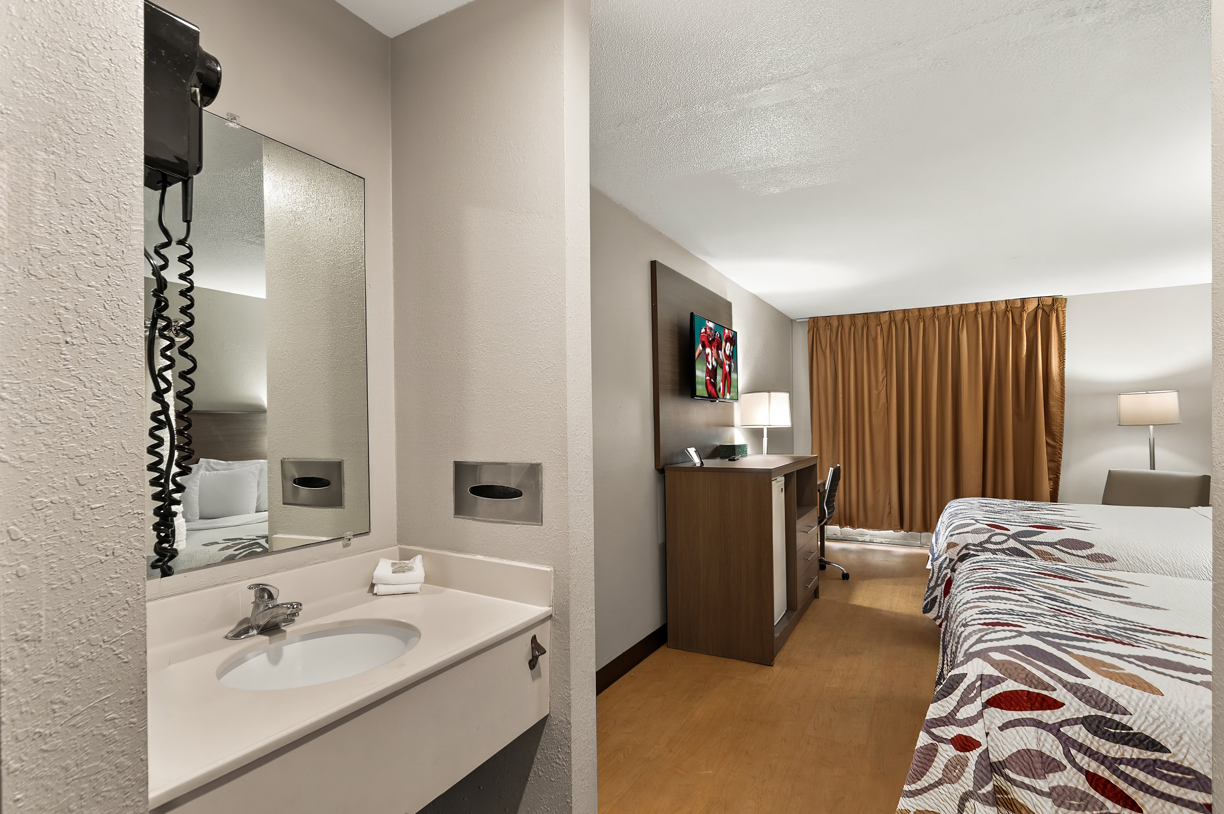 غرفة ديلوكس بسريرين مزدوجين، Days Inn Martinsburg 5/5