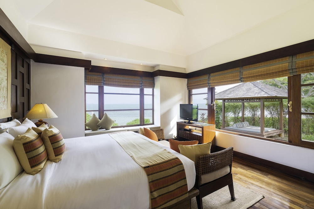 Napasai Samui 8/40