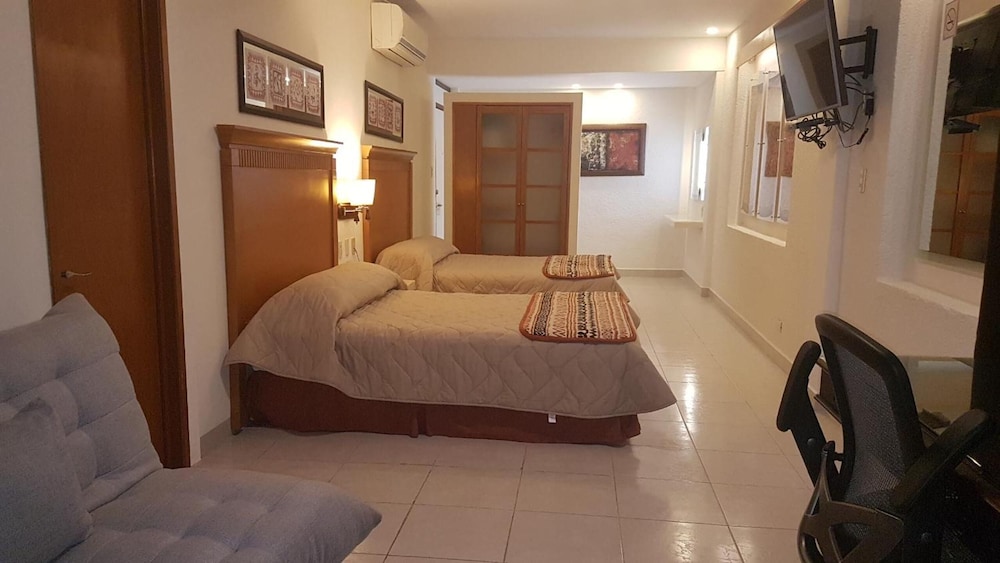 Hotel Suites Nader 16/33