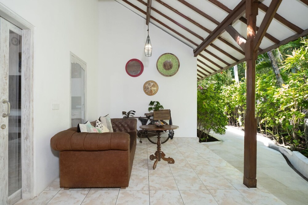 Oberoi Luxury Villas 11/50