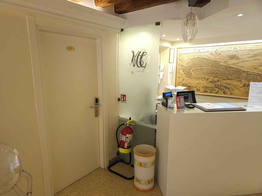 Hotel Adriatico 7/54