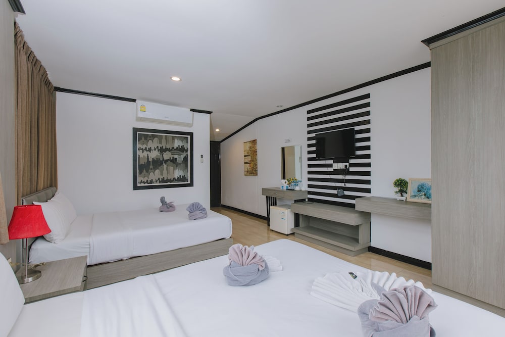 Royal Beach Residence 20/50