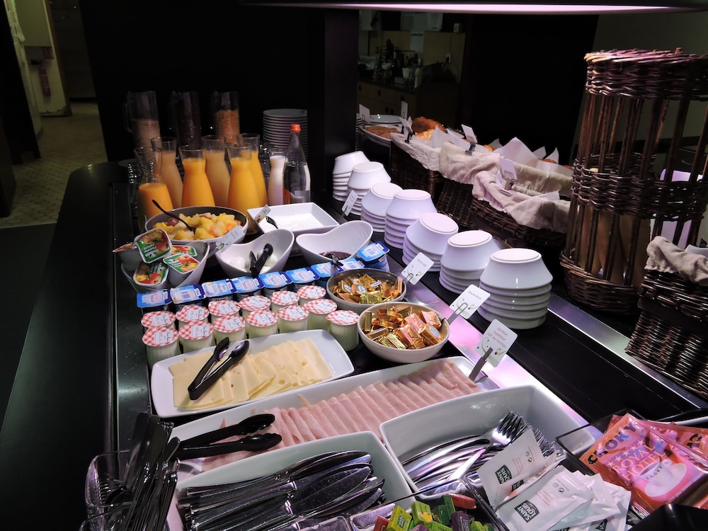 restaurant-cafeteria