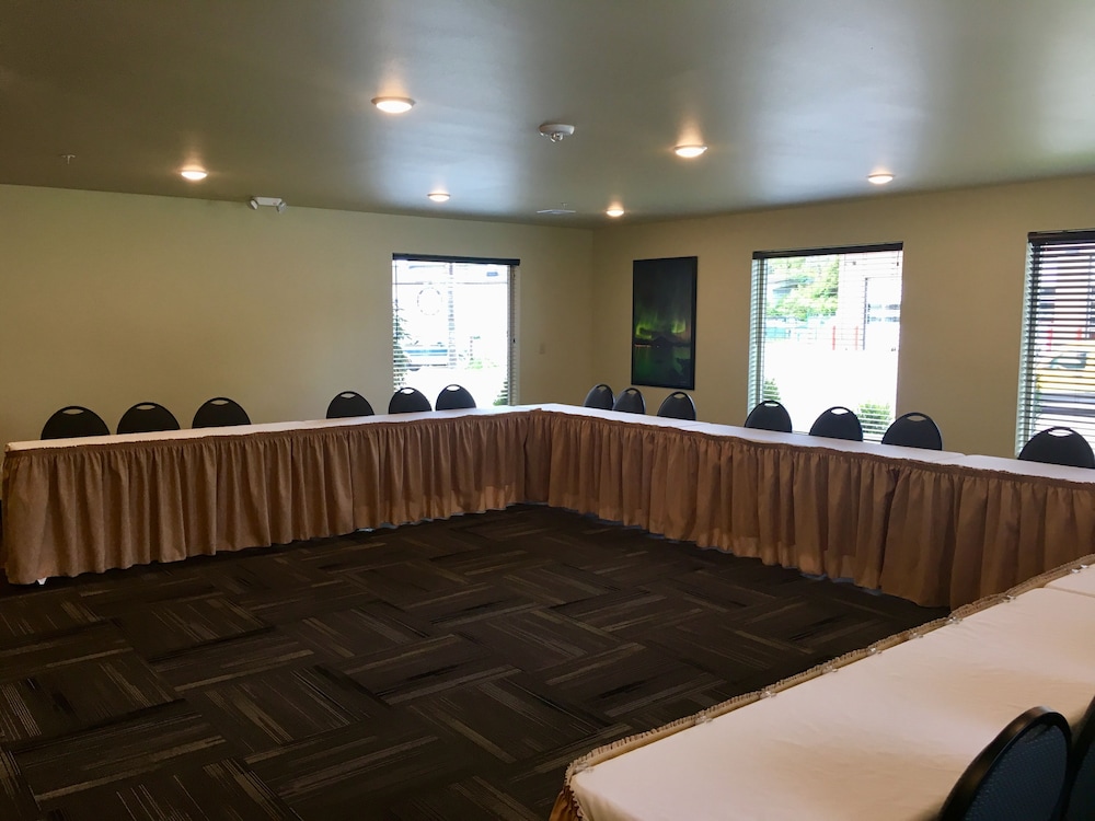 Aspen Suites Hotel Sitka 2/22