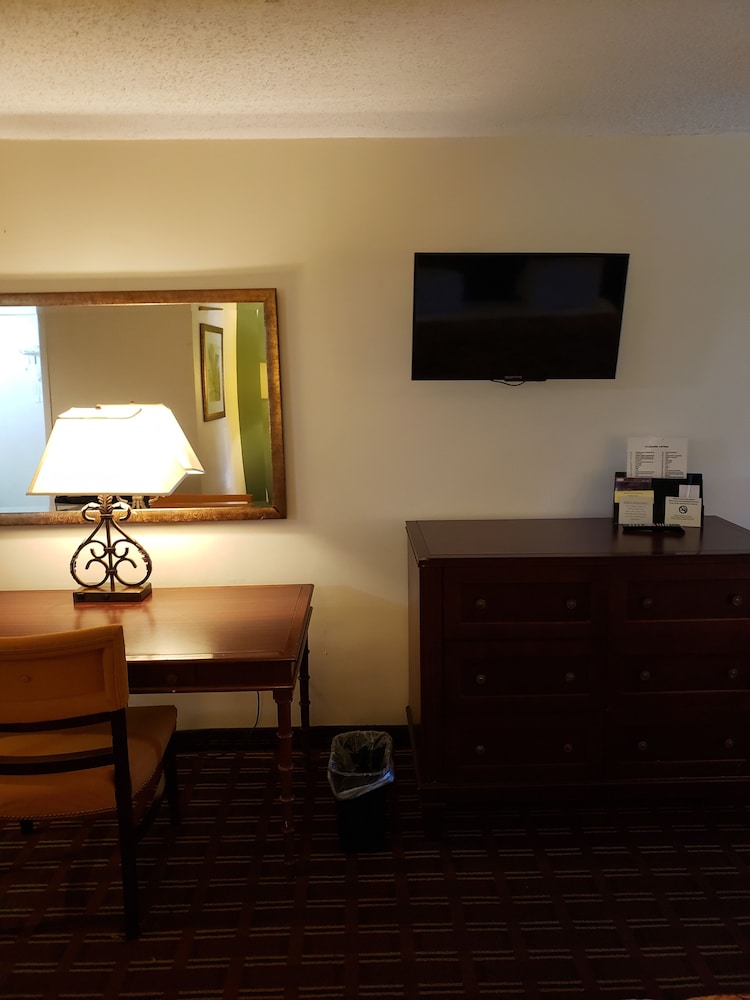 Select Inn Murfreesboro 31/60