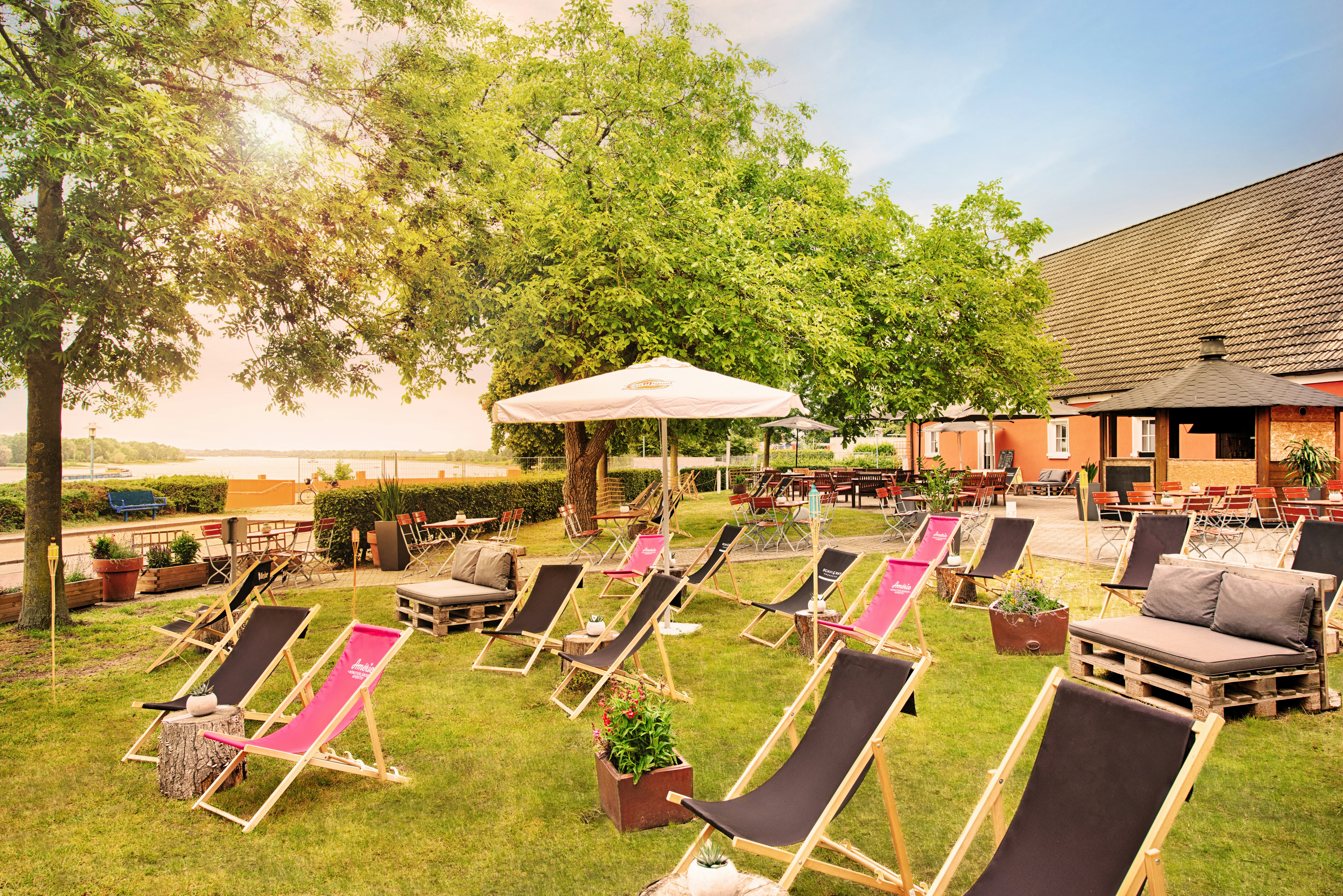 WELCOME HOTEL WESEL 10/32