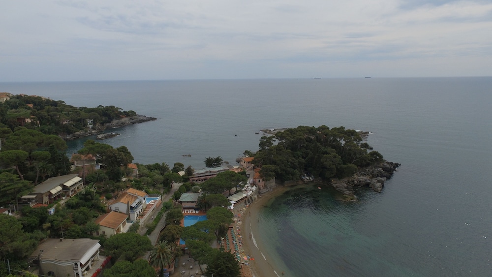Hotel Rosa Dei Venti 18/32